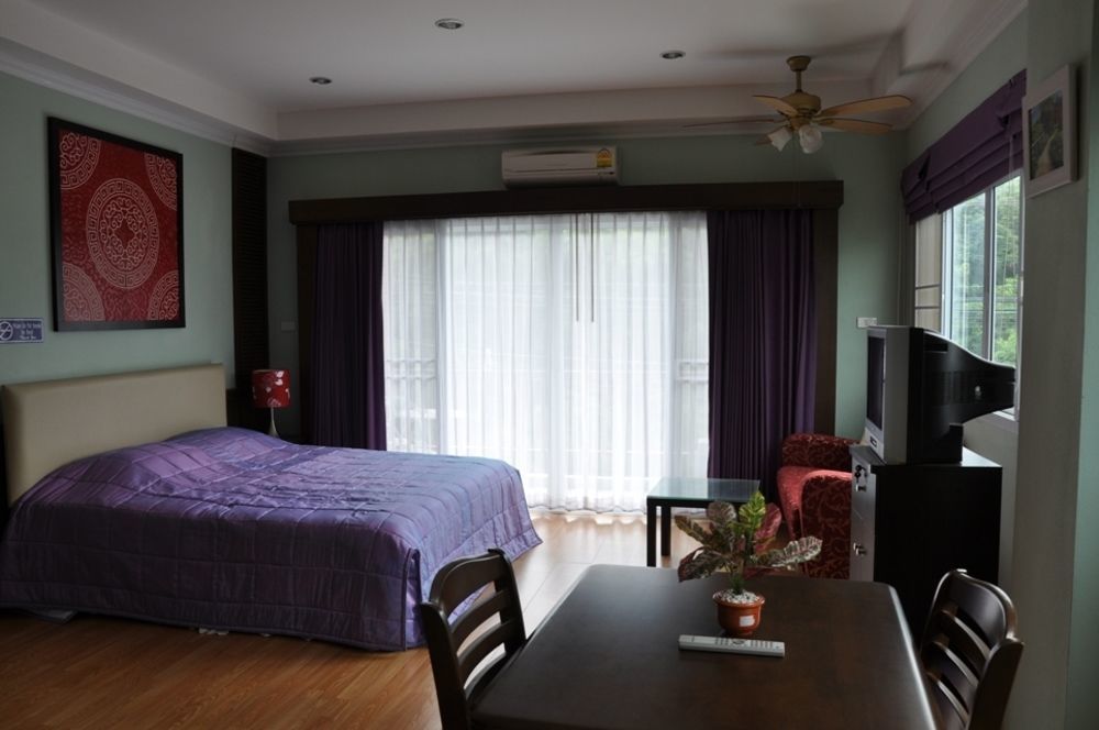 Hill Top Service Suites Bang Lamung Extérieur photo
